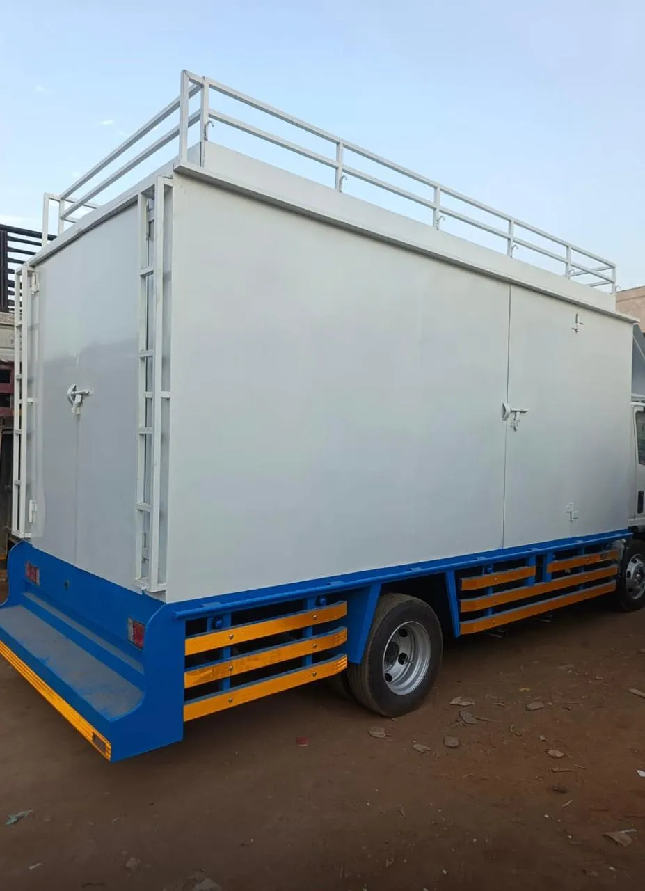 صناديق وحافظات ماء فيبر