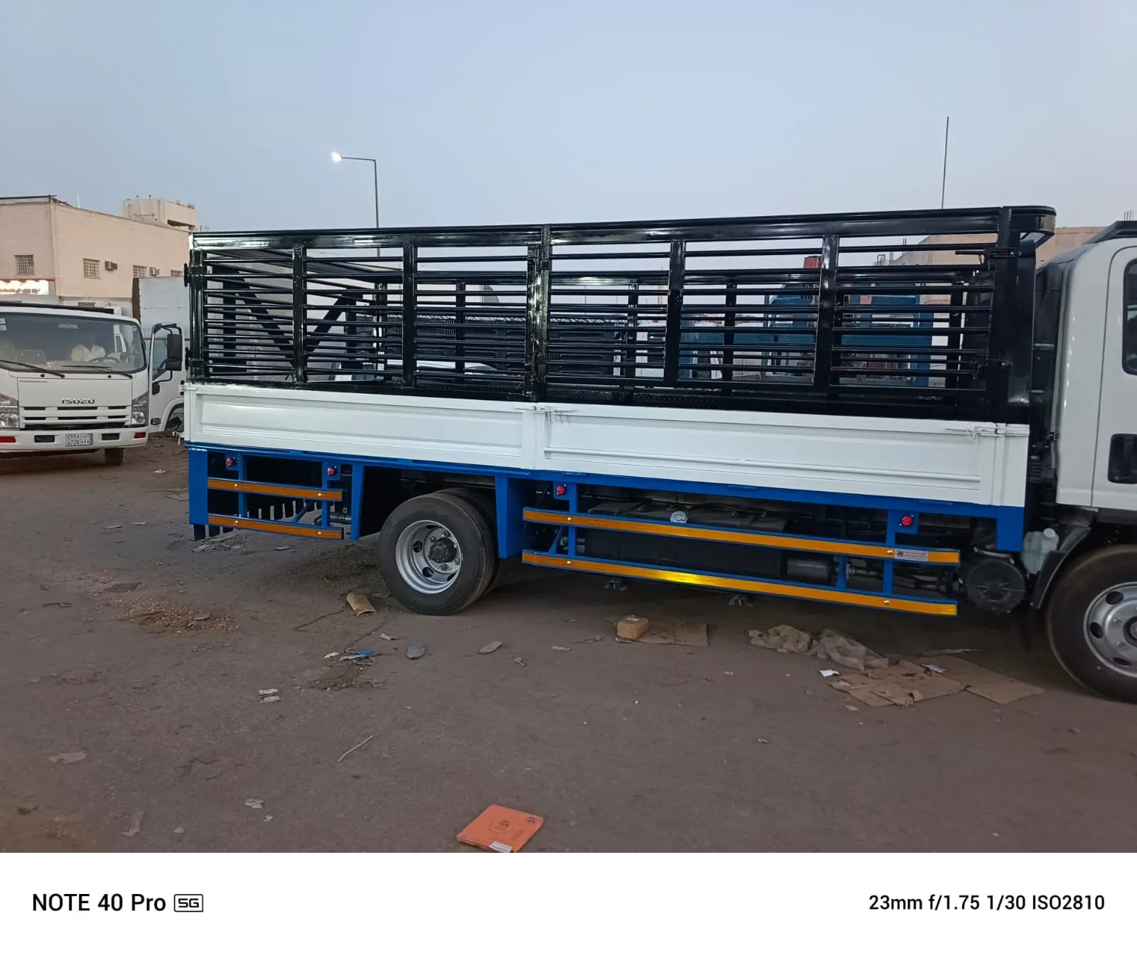 ورشة تركيب صناديق نقل ابل في الرياض