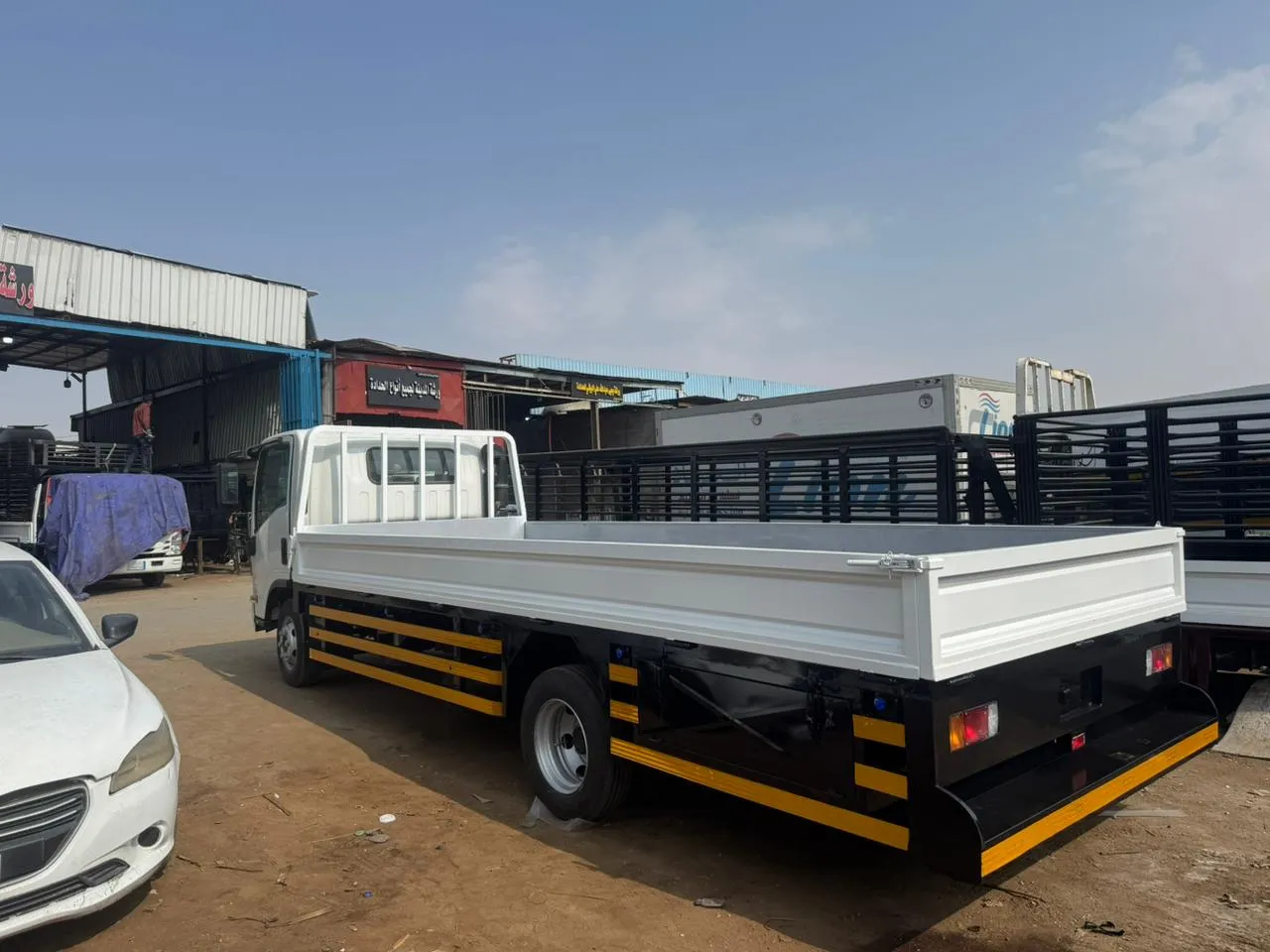 أفضل ورشة تفصيل صناديق سطحات الرياض