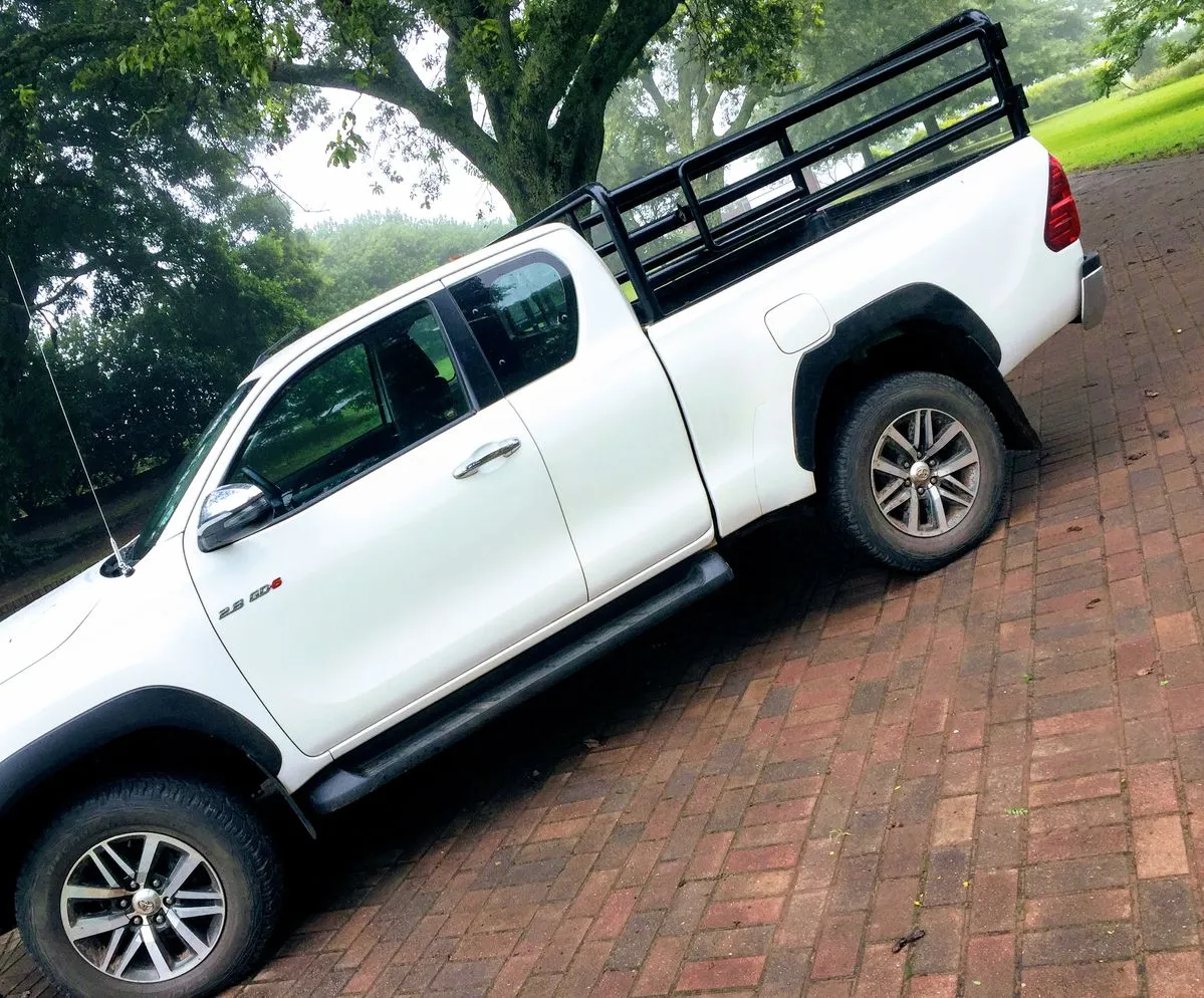 تركيب شبوك سيارات حديد ورش لحام في الرياض