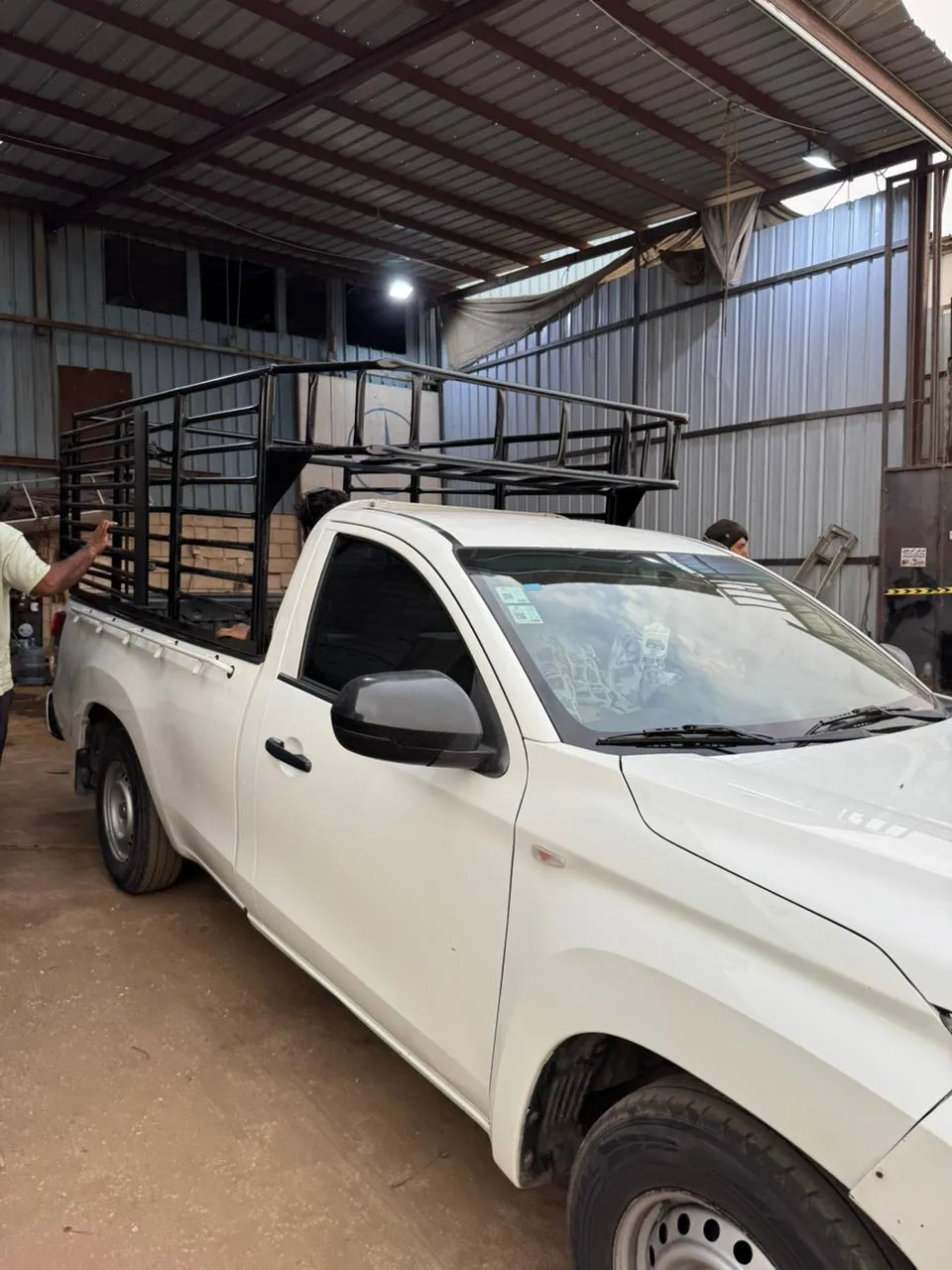 تصميم صناديق نقل إبل الرياض